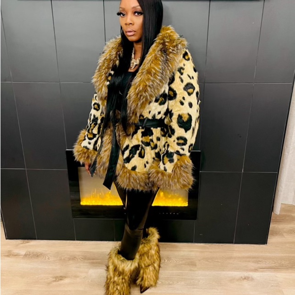 Brown and Black Teddy Jacket with Plush Material and Oversized Style